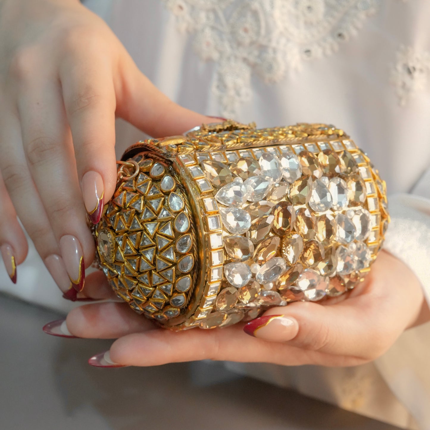 Kundan Clutch