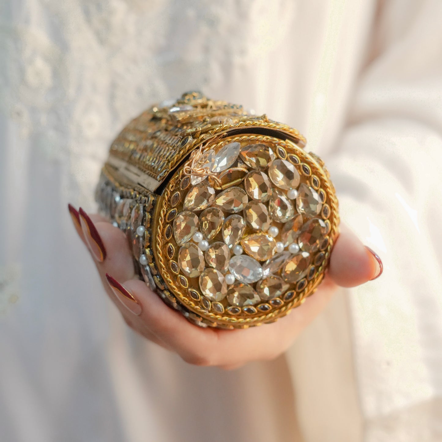 Kundan Clutch
