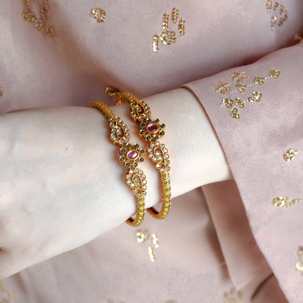 Golden Grace Cuff Pair (2.6)