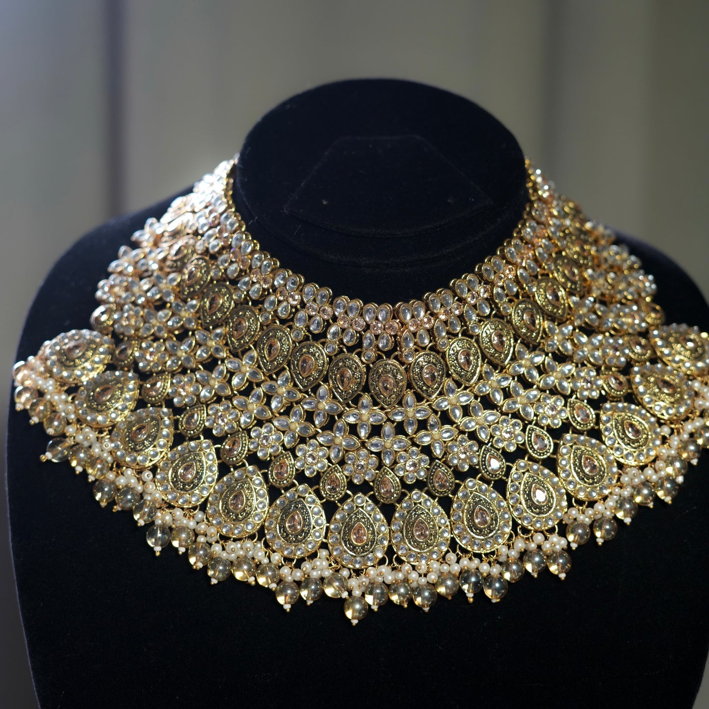 Rajwada Kundan