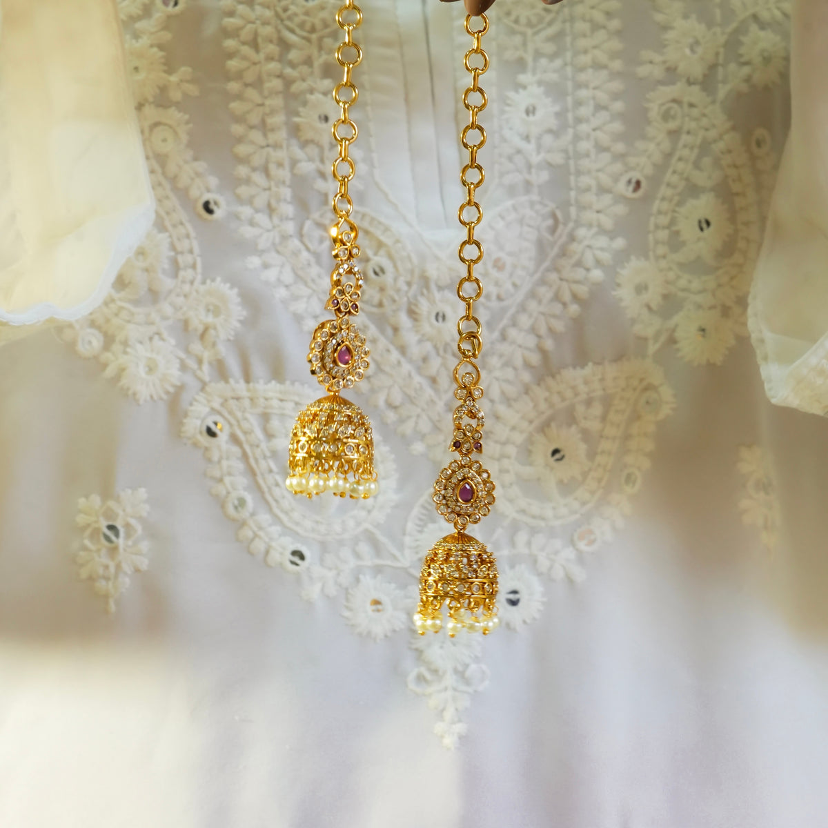 Royal Jhumkies with saharas