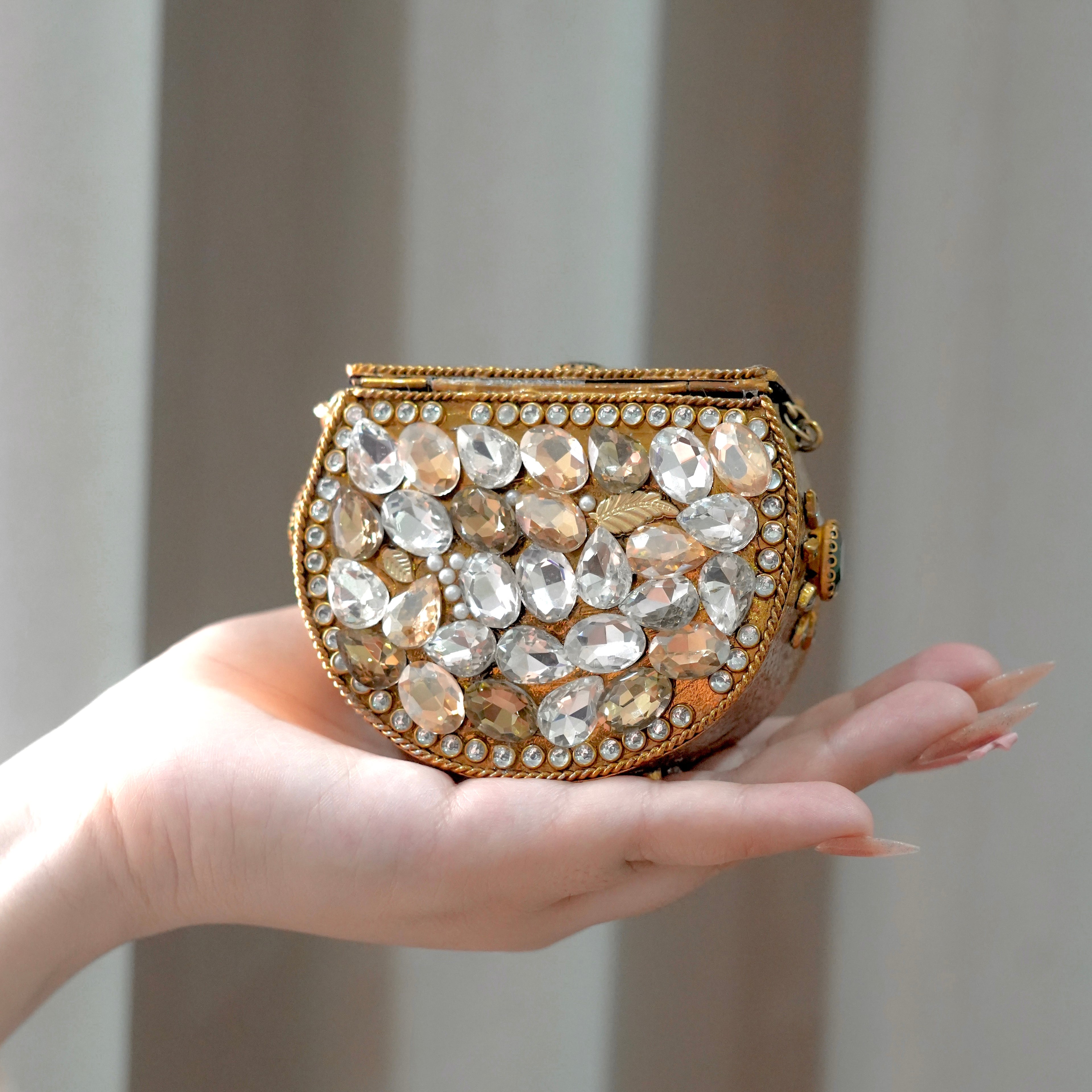 Mini Kundan Clutch