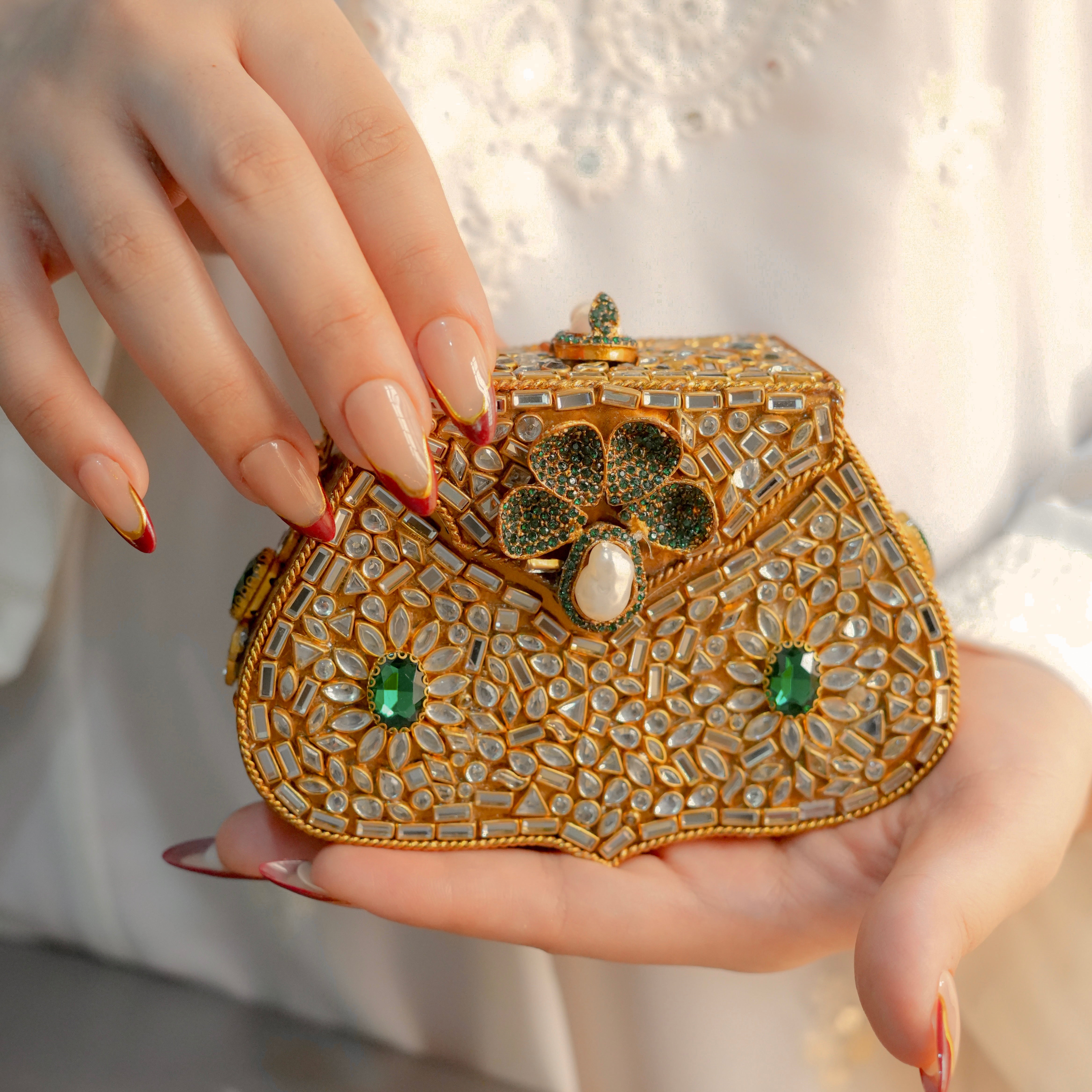 Kundan Clutches(Large Size)