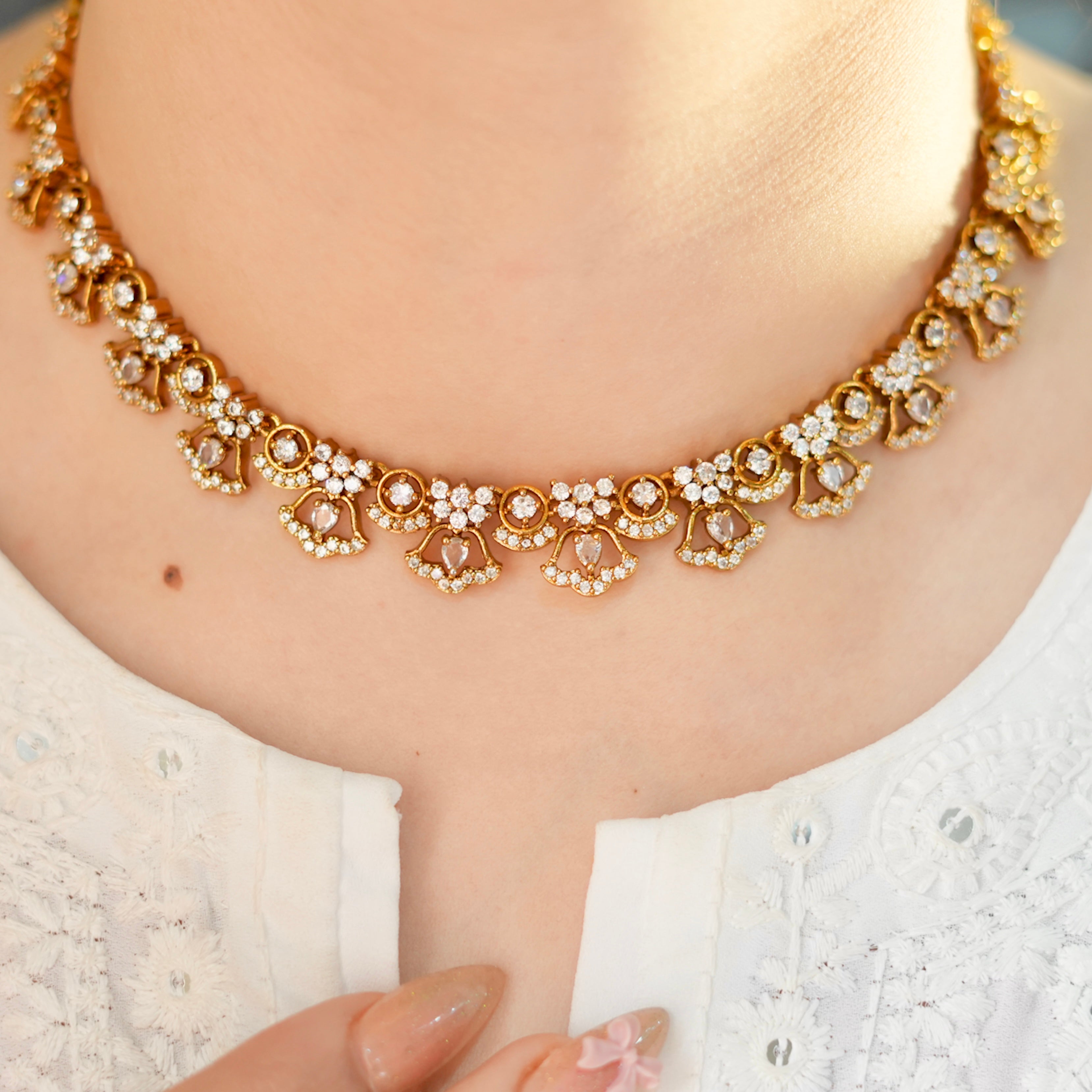 Opulent Gold Necklace Set