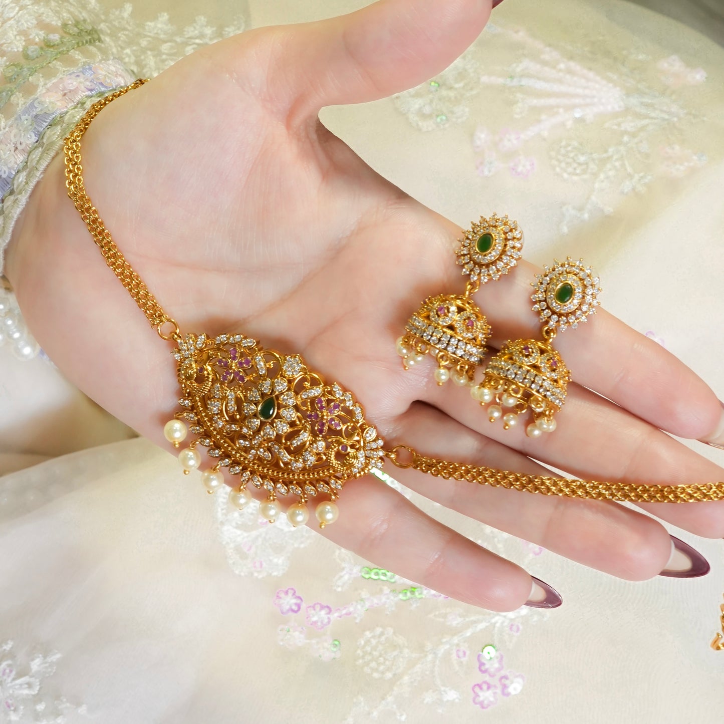 Blossom Choker Set