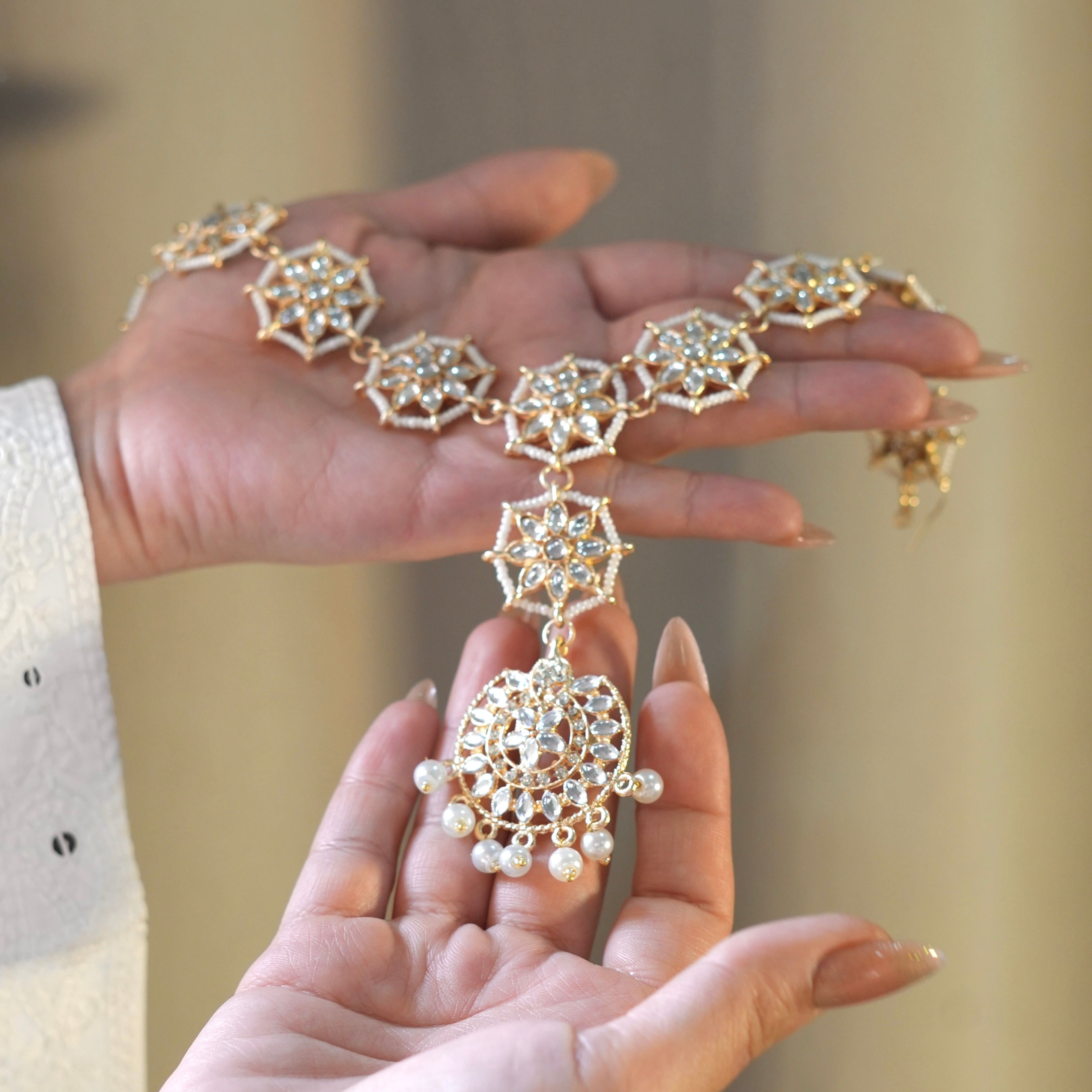 Kundan Matha-Patti