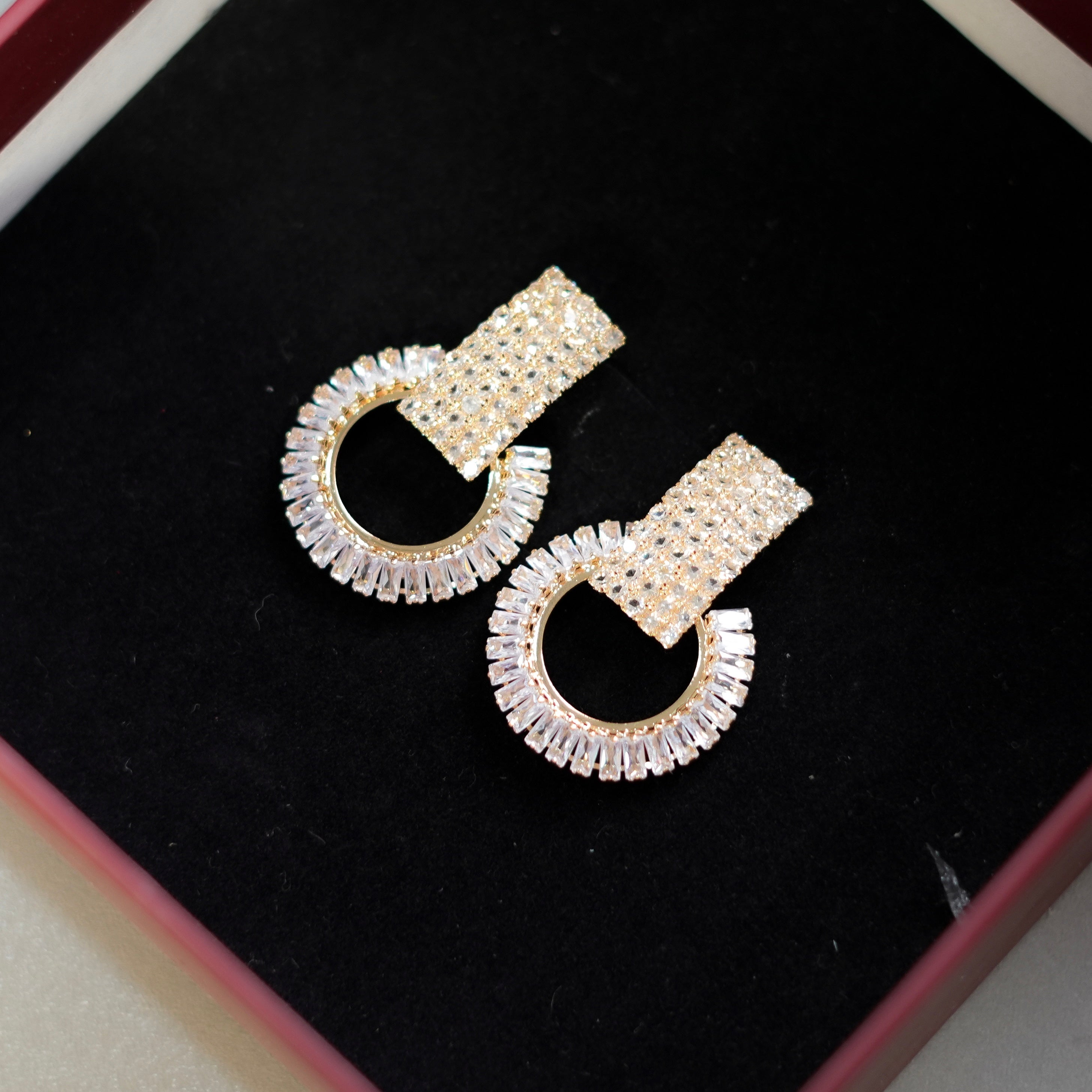 Crystal Spark Dull-Gold