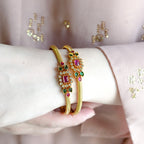 Golden Grace Cuff Pair(2.8)
