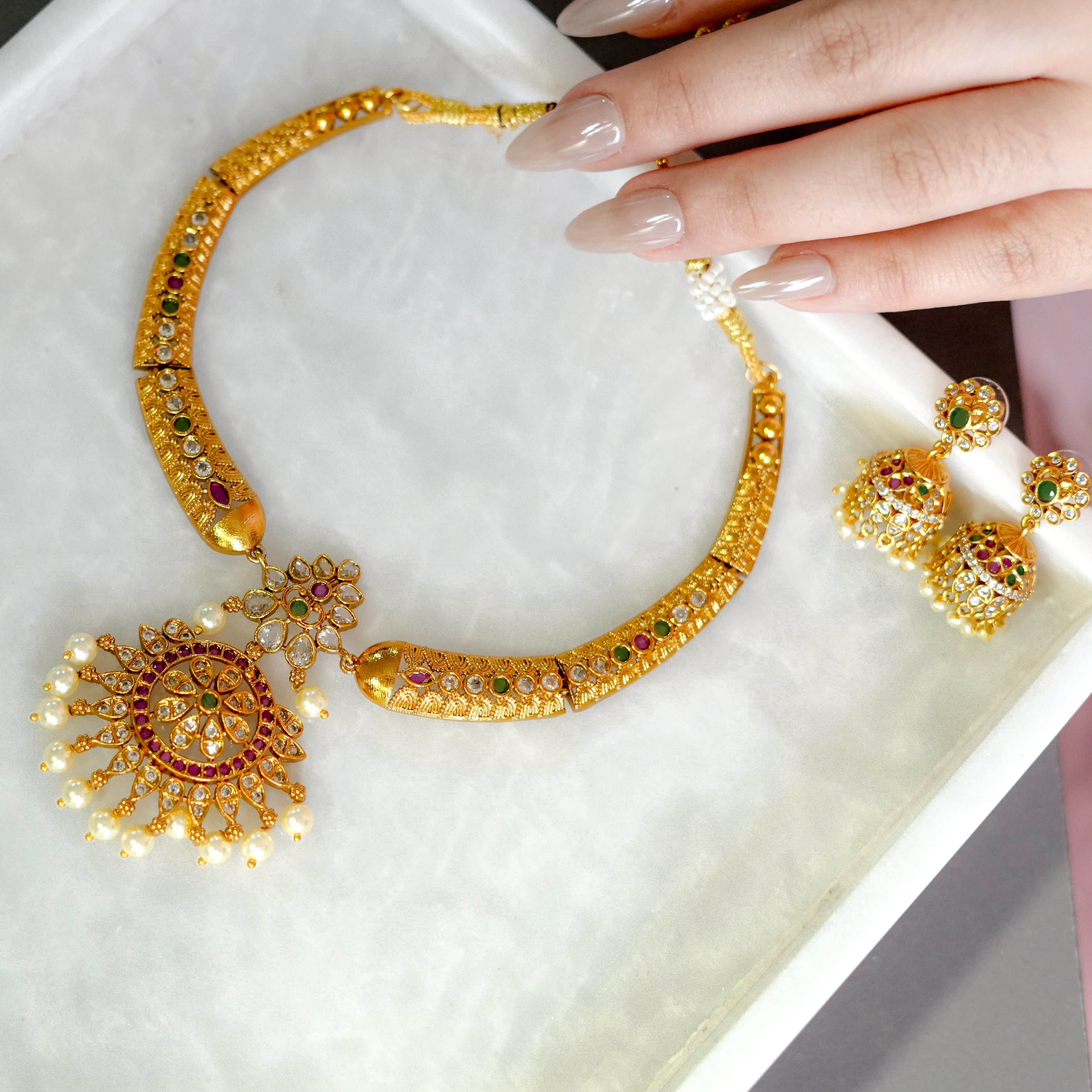 Royal Heritage Necklace Set