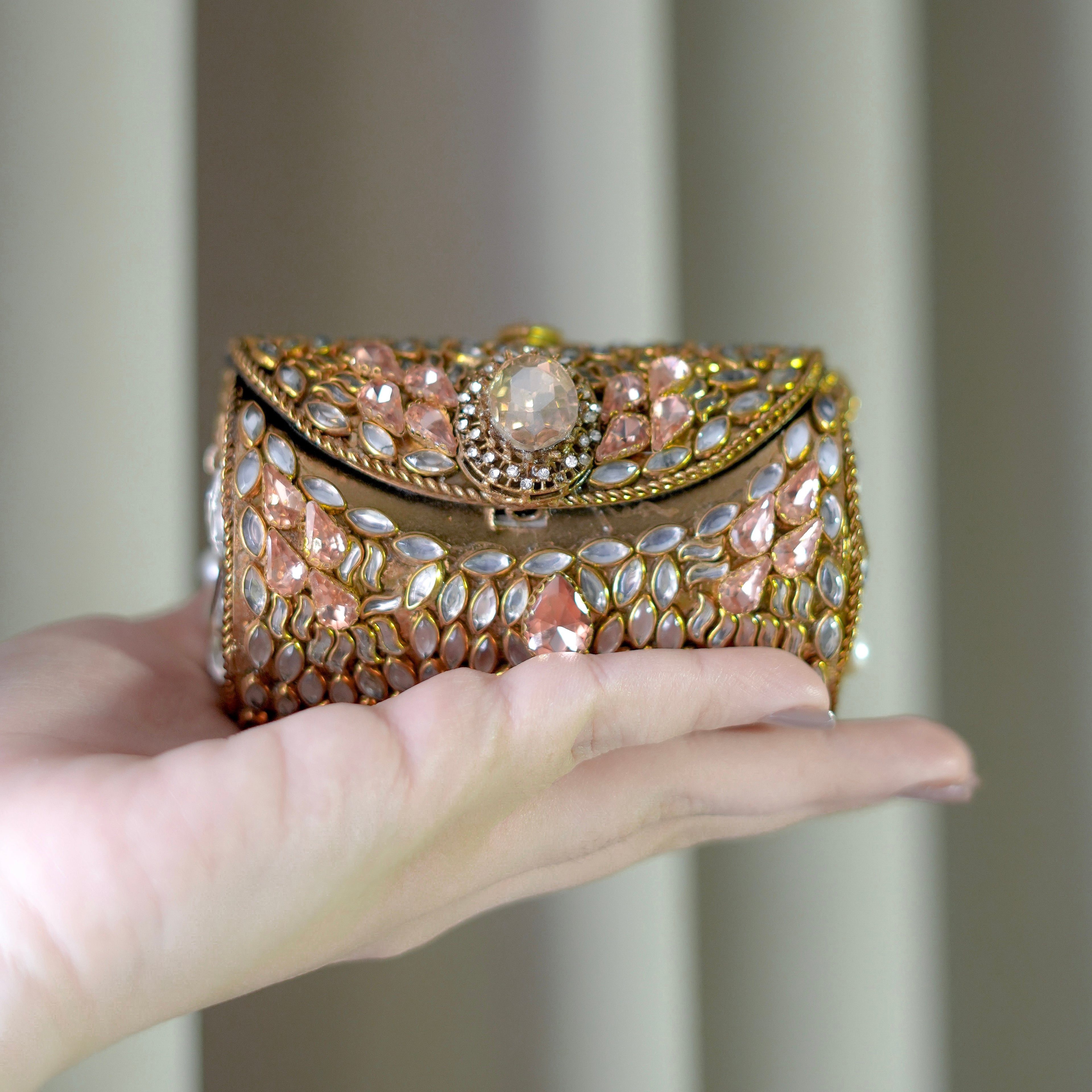 Glam Kundan